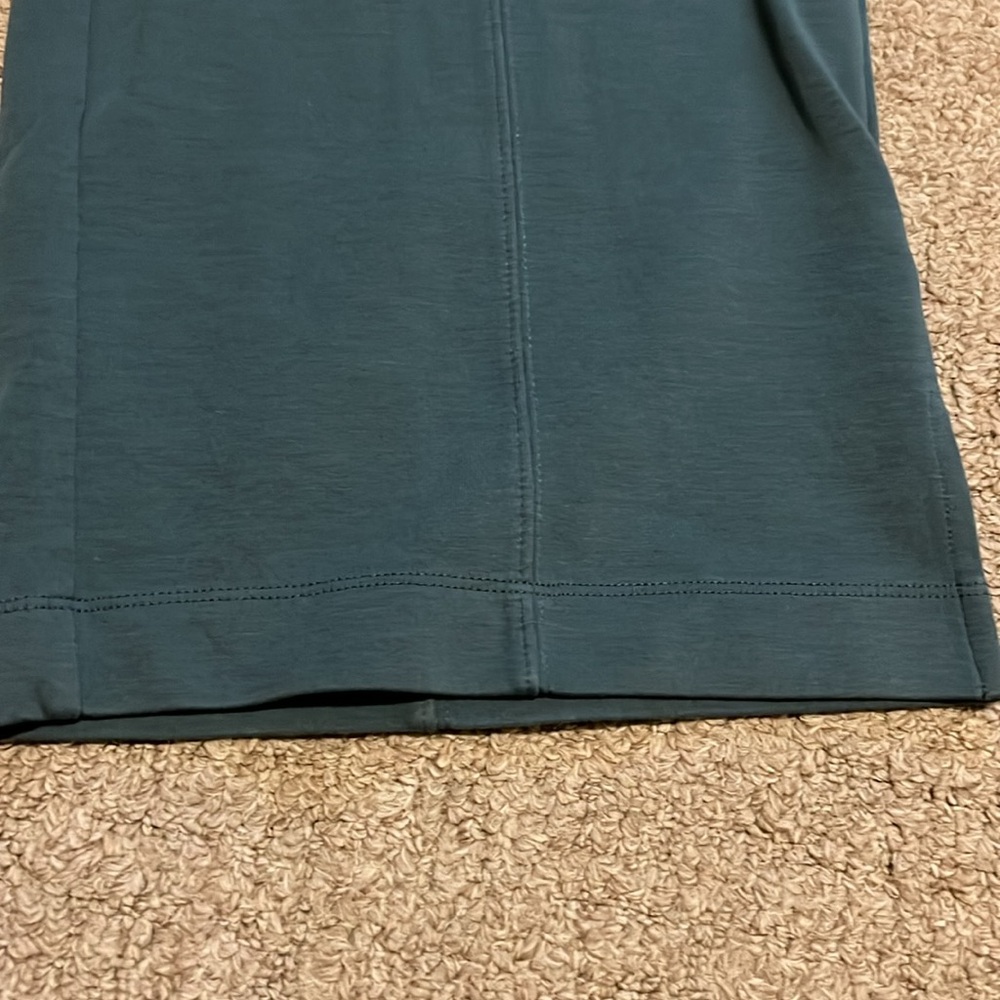 Old Navy Green Wide-Leg Track Pants‎ - Picture 3 of 6